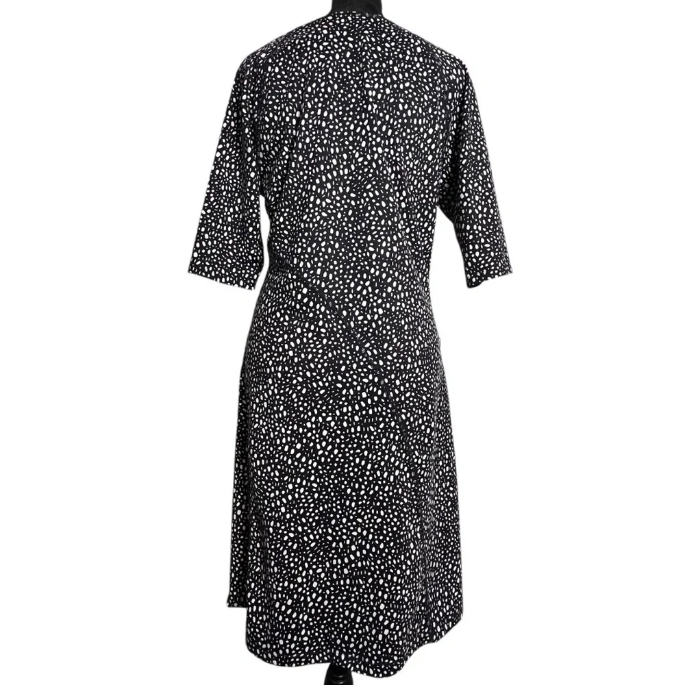 Title Nine NWT Cafe Sleeve Spiral Seam Dress Dot Black White Athleisure Dress M - Picture 6 of 14
